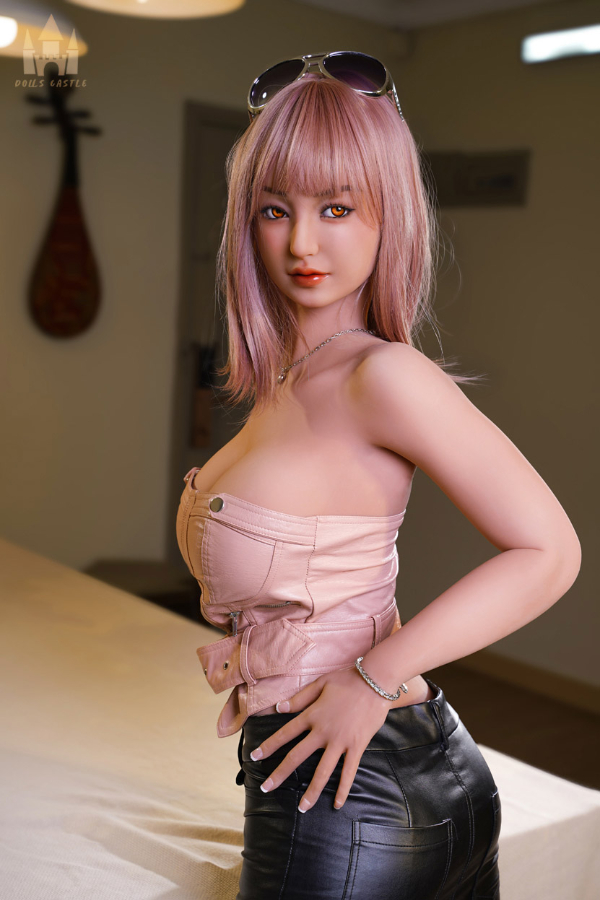 DC06 - TPE 163cm/64.17" G-CUP 37kg/81.57lbs Sex Doll