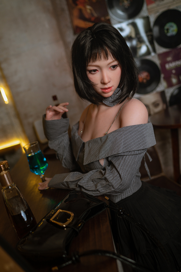 GE68_1 - Silicone 162cm/63.78" D-CUP 33.5kg/73.85lbs Sex Doll