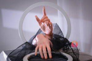 – Silicone 0.73kg 1.61lbs Sex Doll SHE-SDM-0209 36