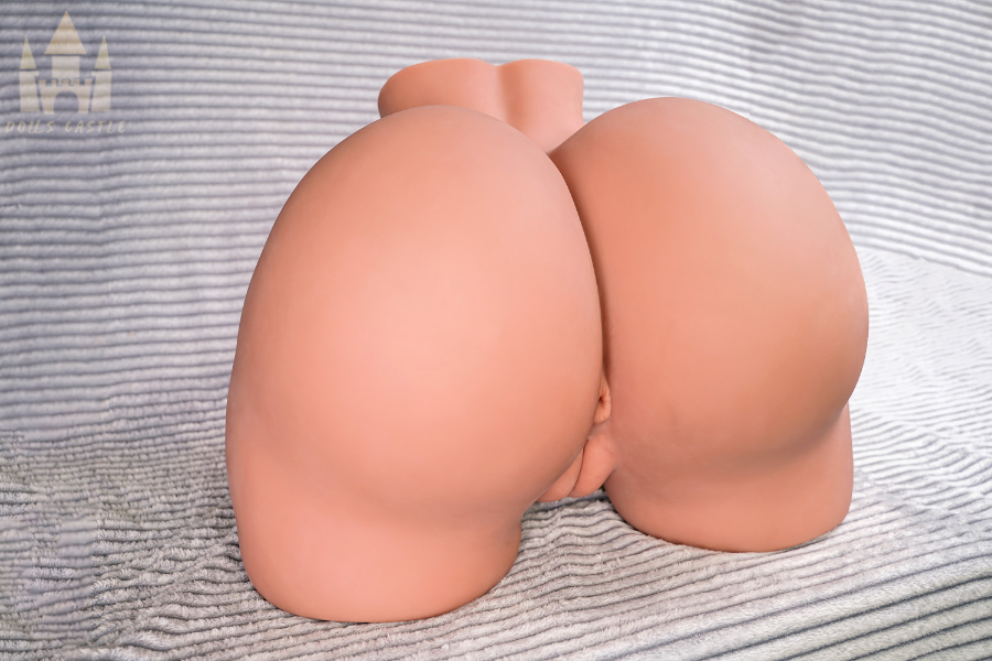 - TPE 47kg/103.62lbs Sex Doll