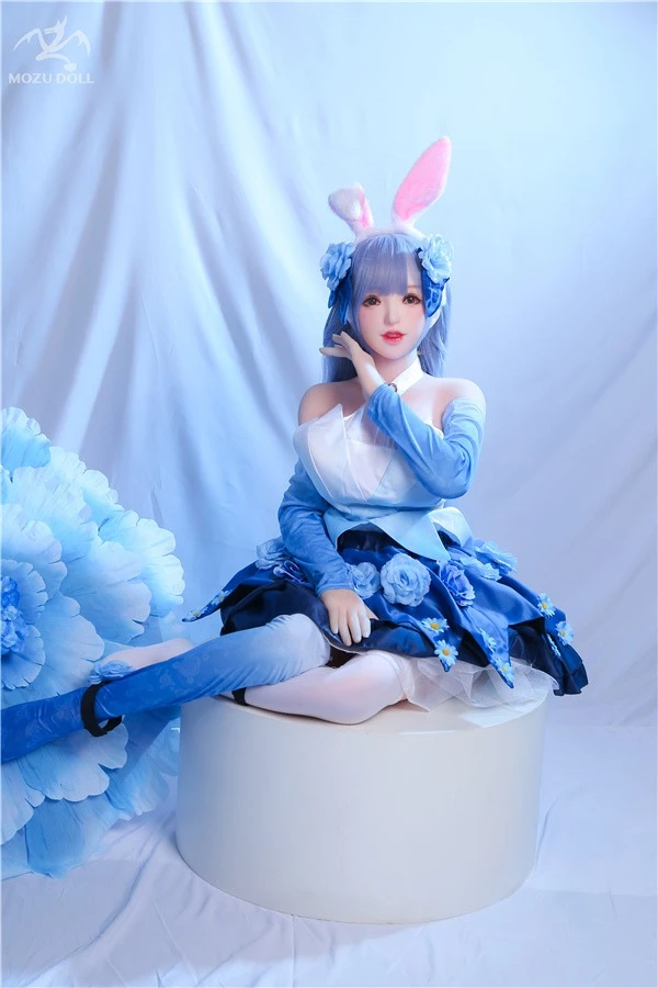 Beautiful Busty Sex Doll Mae 145cm (Free Doll Same Clothes)