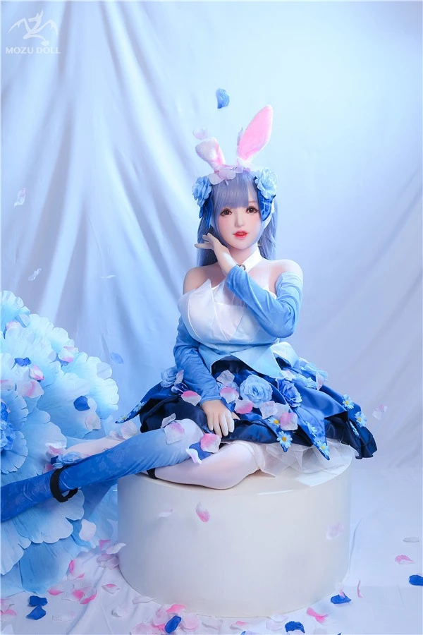 Beautiful Busty Sex Doll Mae 145cm (Free Doll Same Clothes)