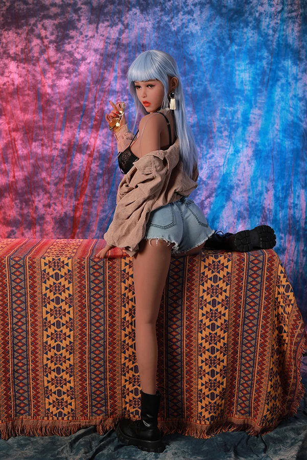 Small Breasted American Rebellious Sex Doll Ari 163cm