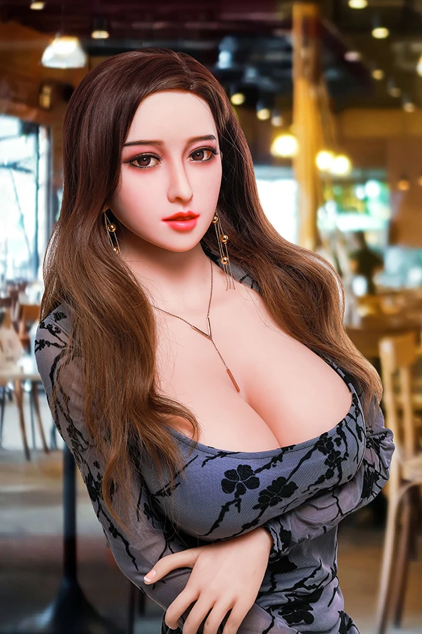 Mature Busty Sex Doll Aylin 168cm (Silicone Head)