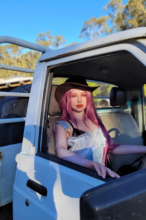 Super Realistic Pink Haired Tall Sex Doll Zariah 171cm