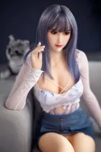 6YE-DOLL-7.jpg-2.webp