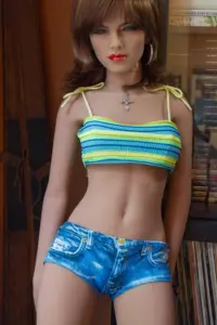 6ye-dolls-1.jpg-1.webp