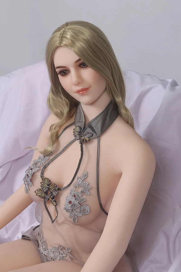 Fair Skin Mature MILF Sex Doll Tiffany 165cm