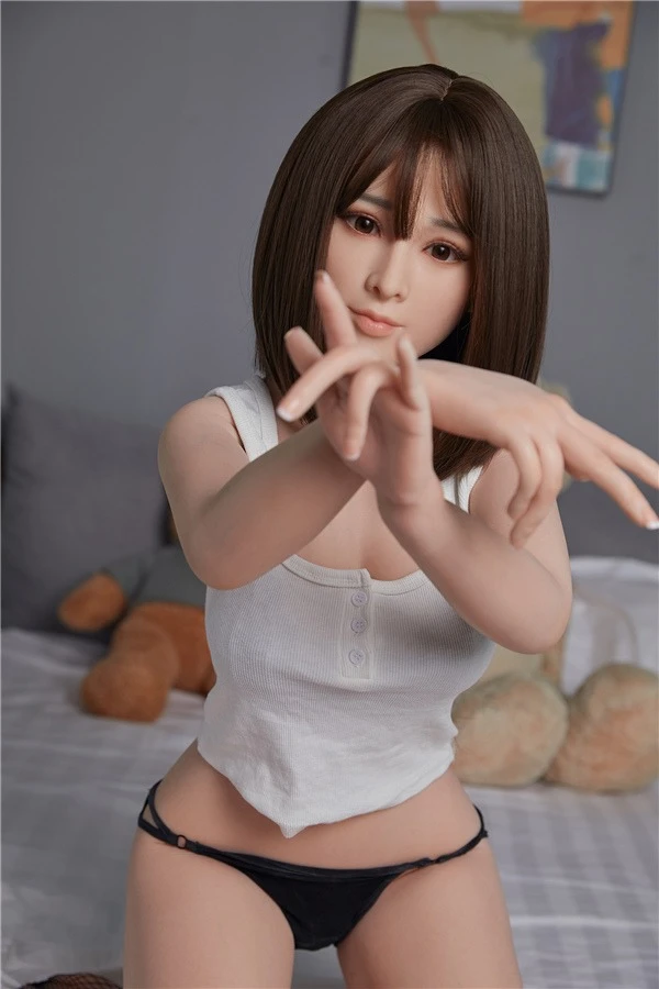 High End Asian Japanese Sex Doll Elle 150cm