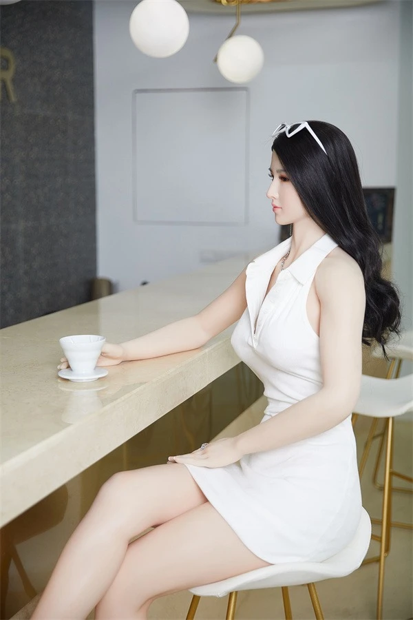 Life-Size Pretty Sex Doll Kehlani 165cm