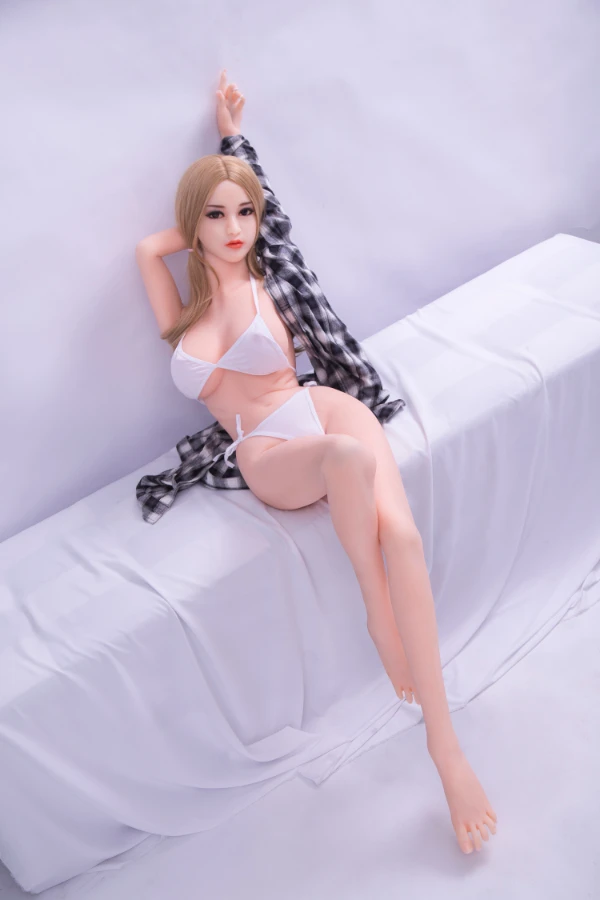 Realistic Fair-Skinned Blonde Sex Doll Kennedy 148cm