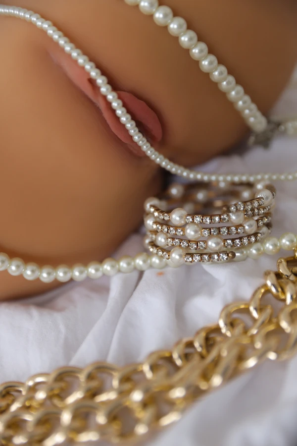 Huge Boobs Sex Doll Torso Chloe 37cm