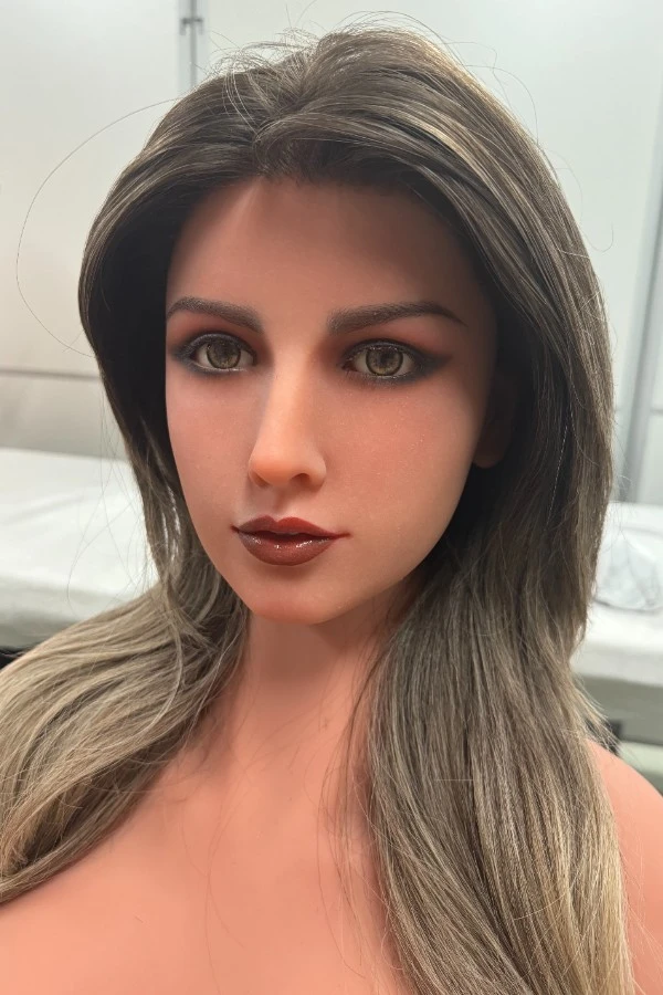 Beautiful Lifelike Sex Doll Torso Emersyn 96cm (Silicone Head)