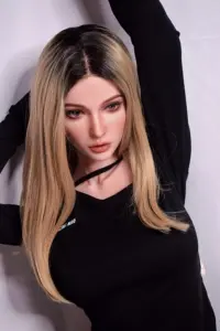Elsa-Babe-125.jpg.webp