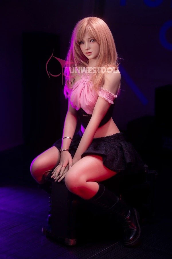 Beautiful Korean Sex Doll Demi 157cm