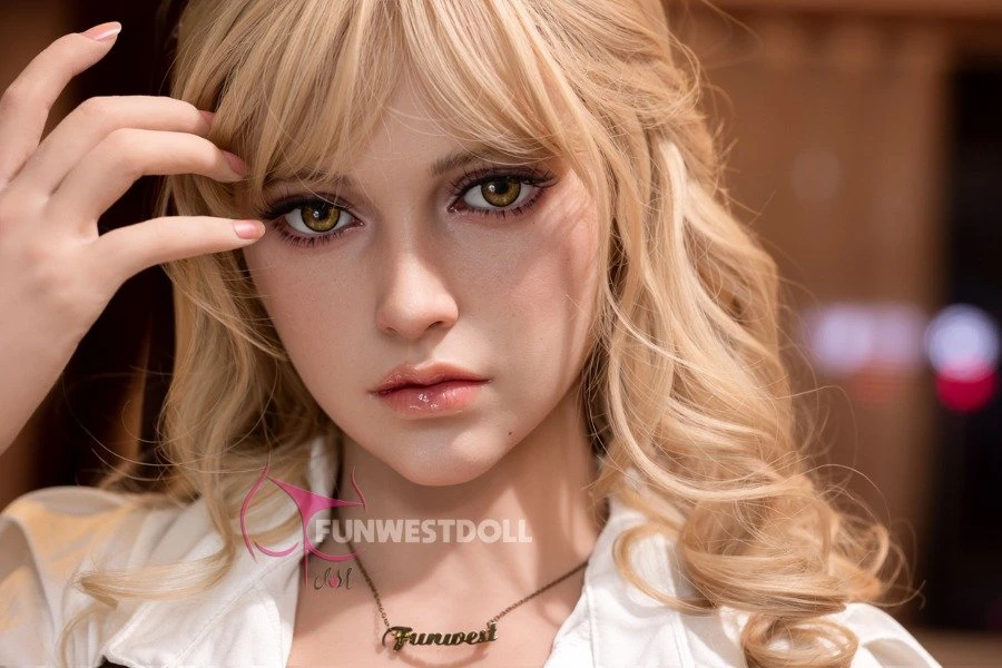 Small Breasted Blonde European Sex Doll Salma 157cm
