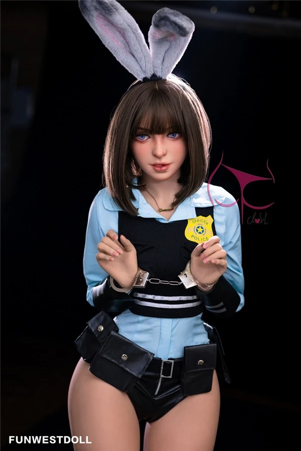 Small Tits Big Boobs Rosplay Sex Doll Sienna 157cm