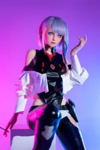 Game-Lady-9.jpg-1.webp