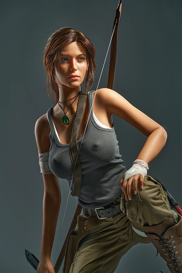 Hyper Realistic Tomb Raider Lara Croft 166cm