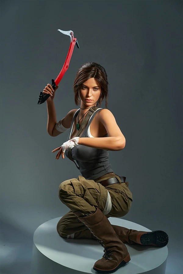 Hyper Realistic Tomb Raider Lara Croft 166cm