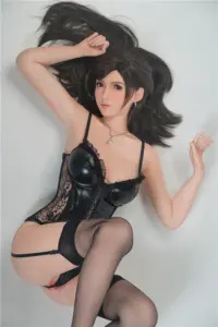 Lady03_1-6.jpg.webp