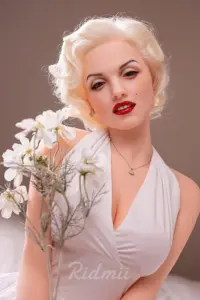 Marilyn-Monroe-13.jpg-1.webp