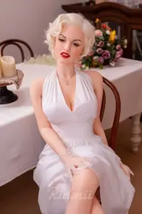 Marilyn-Monroe-16.jpg-1.webp