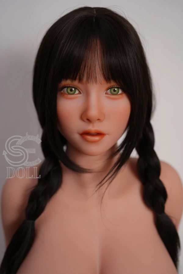 Chubby Brunette Sex Doll Kemeny 161cm