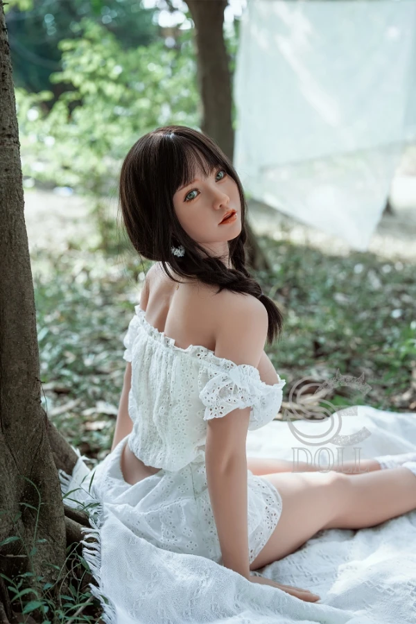 Chubby Brunette Sex Doll Kemeny 161cm
