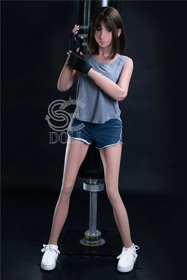 Beautiful Innocent Sex Doll Emberlynn 166cm