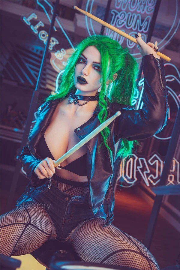 Harley Quinn Celebrity Sex Doll Flora 174cm