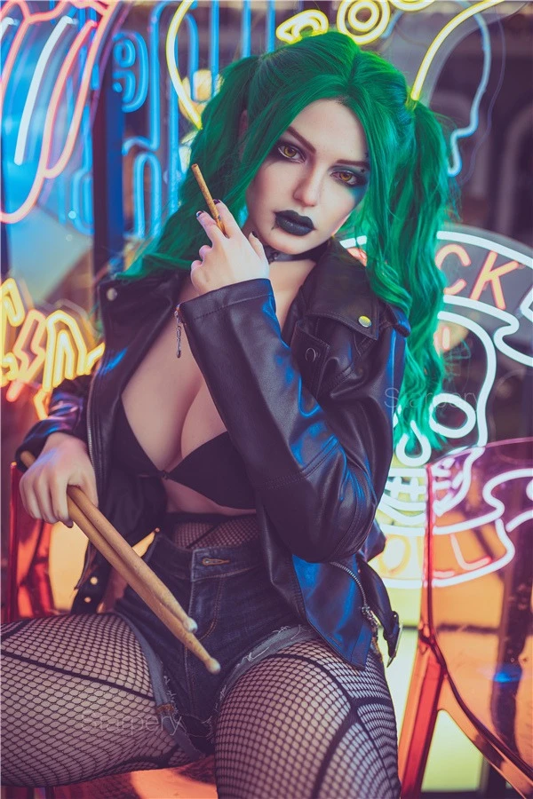 Harley Quinn Celebrity Sex Doll Flora 174cm