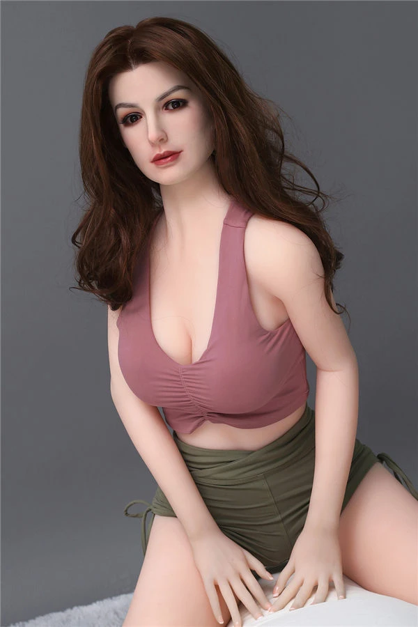 Life-Size Life-Like Fair-Skinned Sex Doll 165cm Alisa