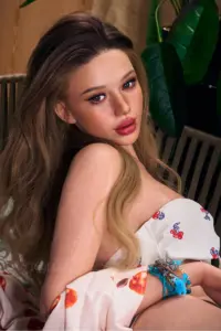 Seaside-Drifter-Sex-Doll-RL170-R15-Sienna-Silky-Cream-9.jpg.webp