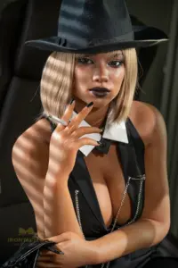 Tyra-20.jpg.webp