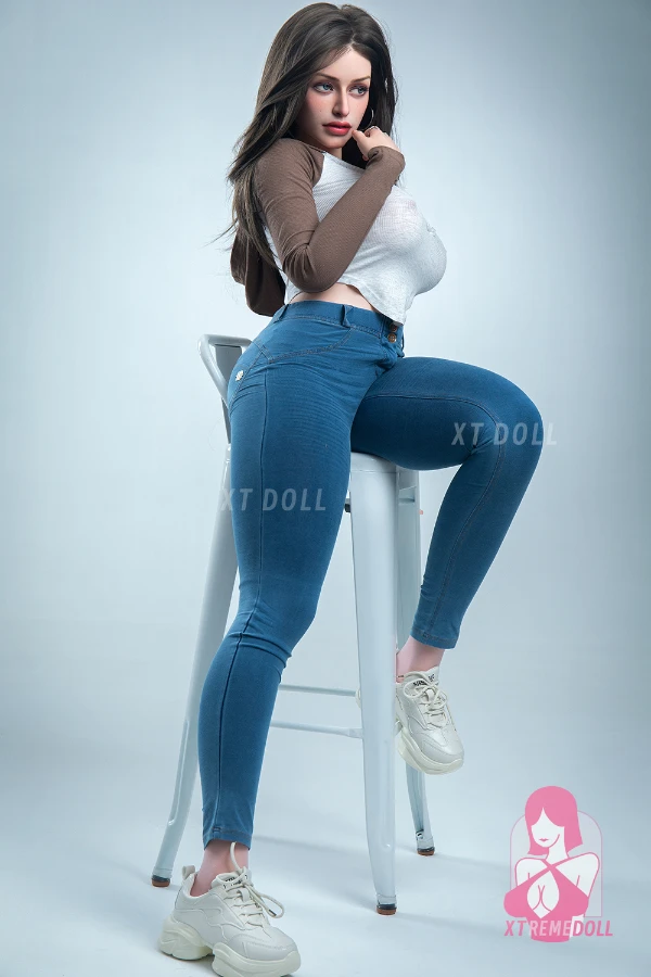 162cm G-cup European Realistic Busty Sex Doll Everleigh