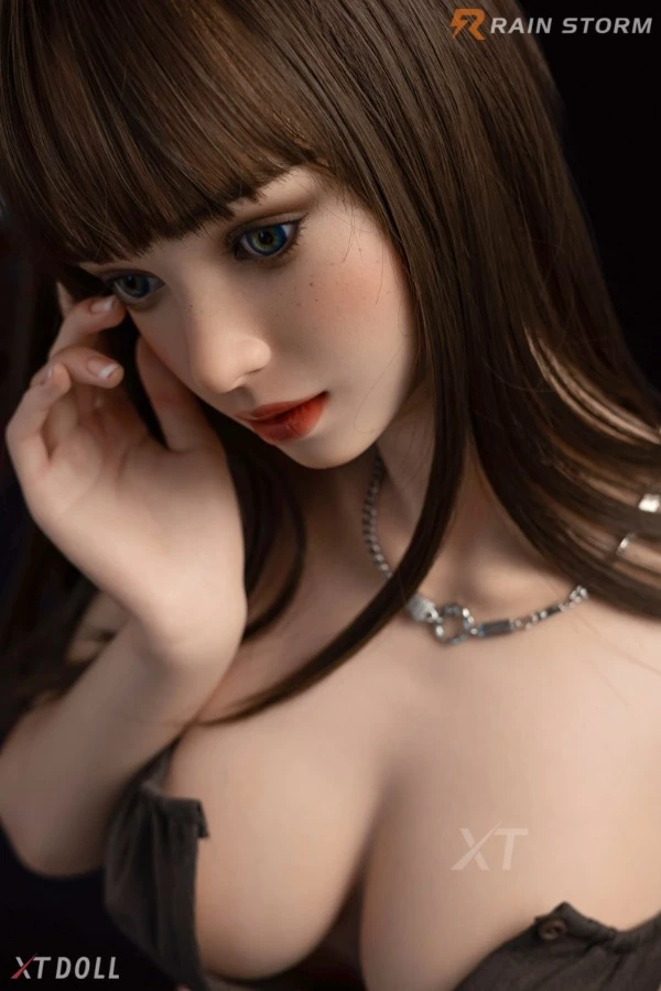 163cm F-cup Japanese Silicone Elena
