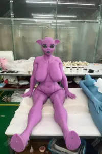 alien-sex-doll-17.jpg.webp