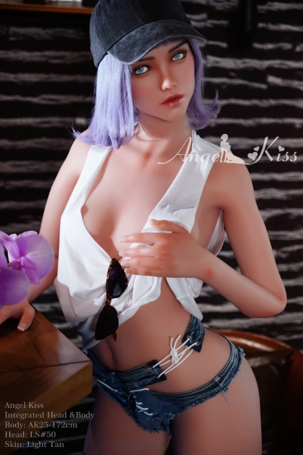 Tall Small Boobs Sex Doll 172cm (Seamless Neck Doll)