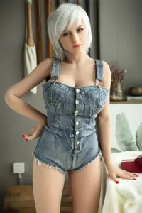 hr-doll-5-10.jpg.webp
