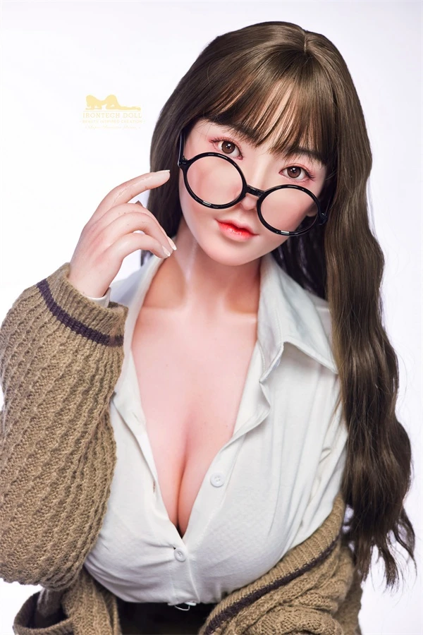 Life-Size Pretty Japanese Silicone Sex Doll Luciana 153cm
