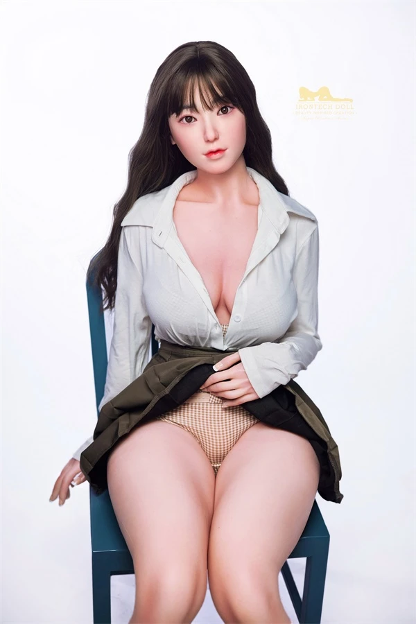 Life-Size Pretty Japanese Silicone Sex Doll Luciana 153cm