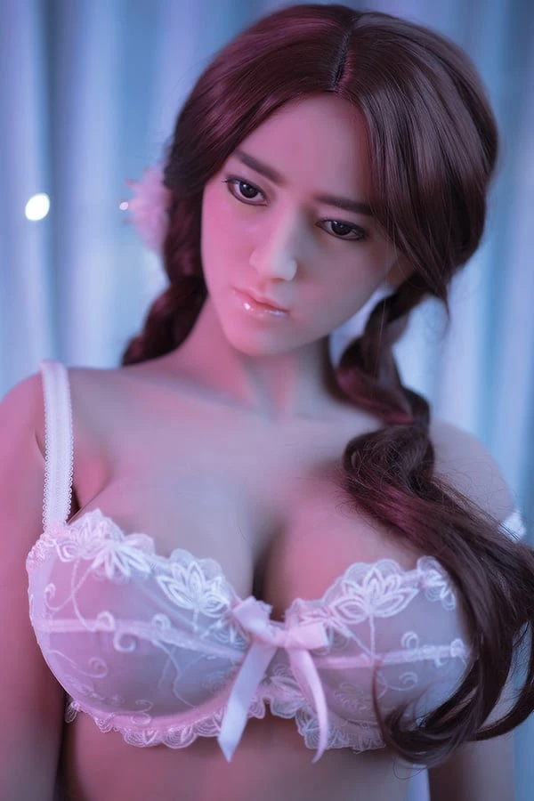 Quality Tpe Asian Female Sex Doll Cynthia 165cm