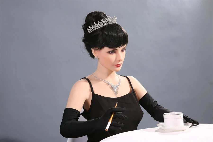 Life-Size Mature Audrey Hepburn Sex Doll Emelia 168cm