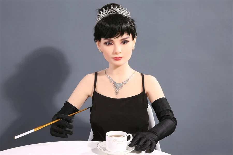Life-Size Mature Audrey Hepburn Sex Doll Emelia 168cm