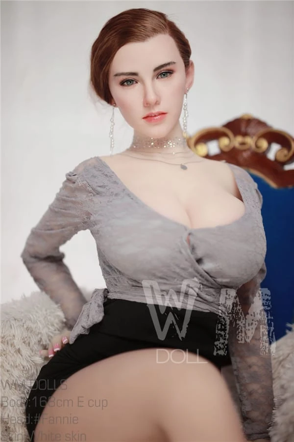 Hyper Realistic Big Breasted Plump Silicone Sex Doll Briella 168cm